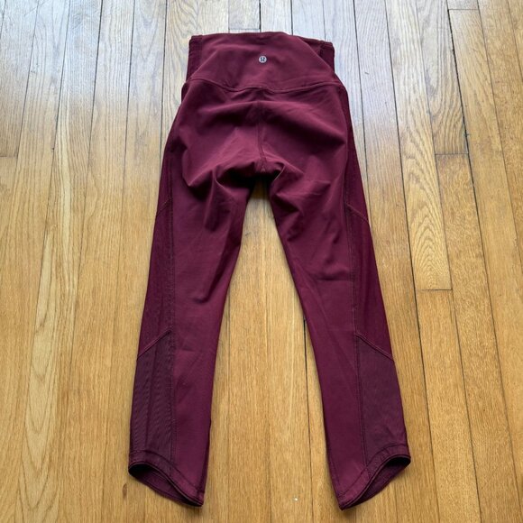 Lululemon Size 2 Deep Rouge Burgundy Body Con Crop Leggings Mesh Trim Yoga Pants - Picture 8 of 10